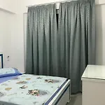 Ami *