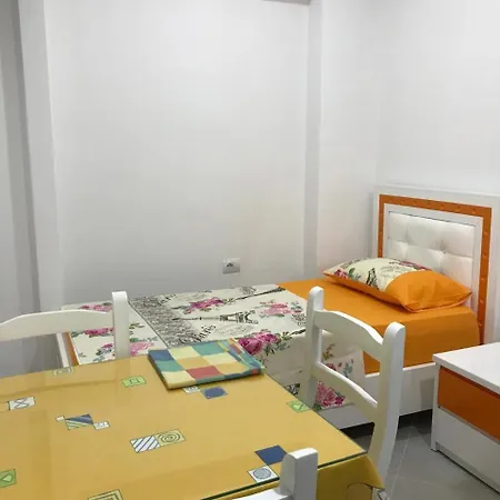 아파트 Ami Sarandë
