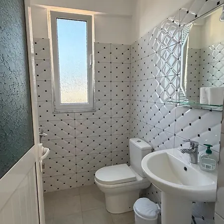 Ami Sarandë